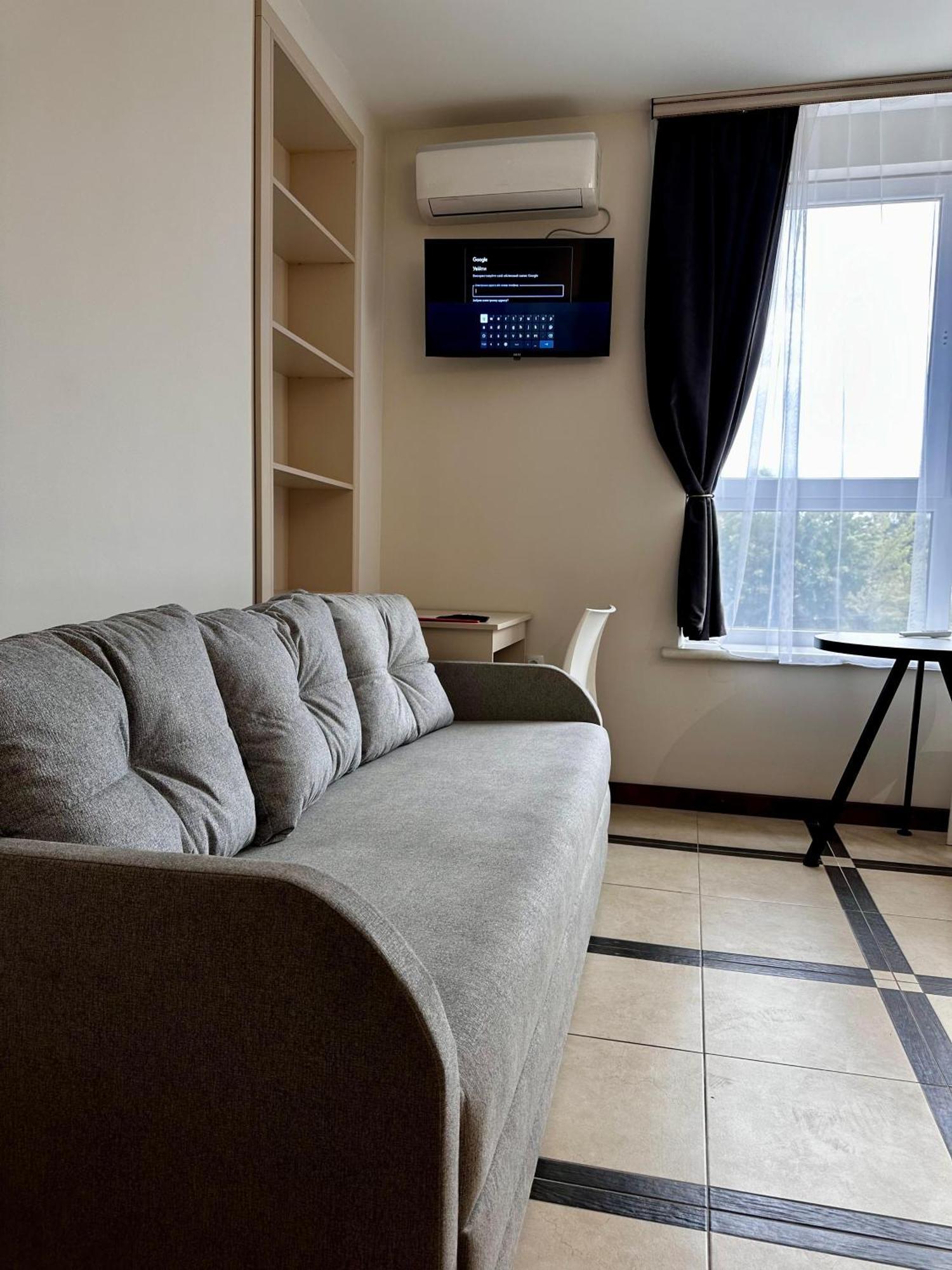 Opera Center Hotel & Apartments リヴィウ エクステリア 写真