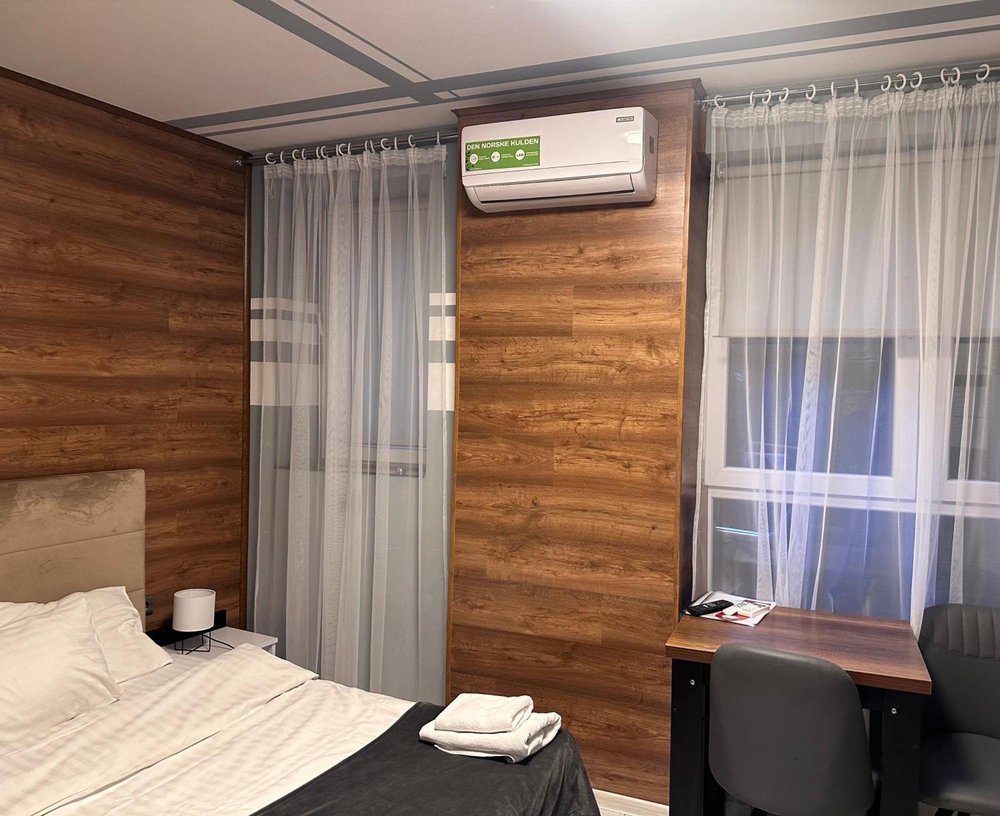 Opera Center Hotel & Apartments リヴィウ エクステリア 写真