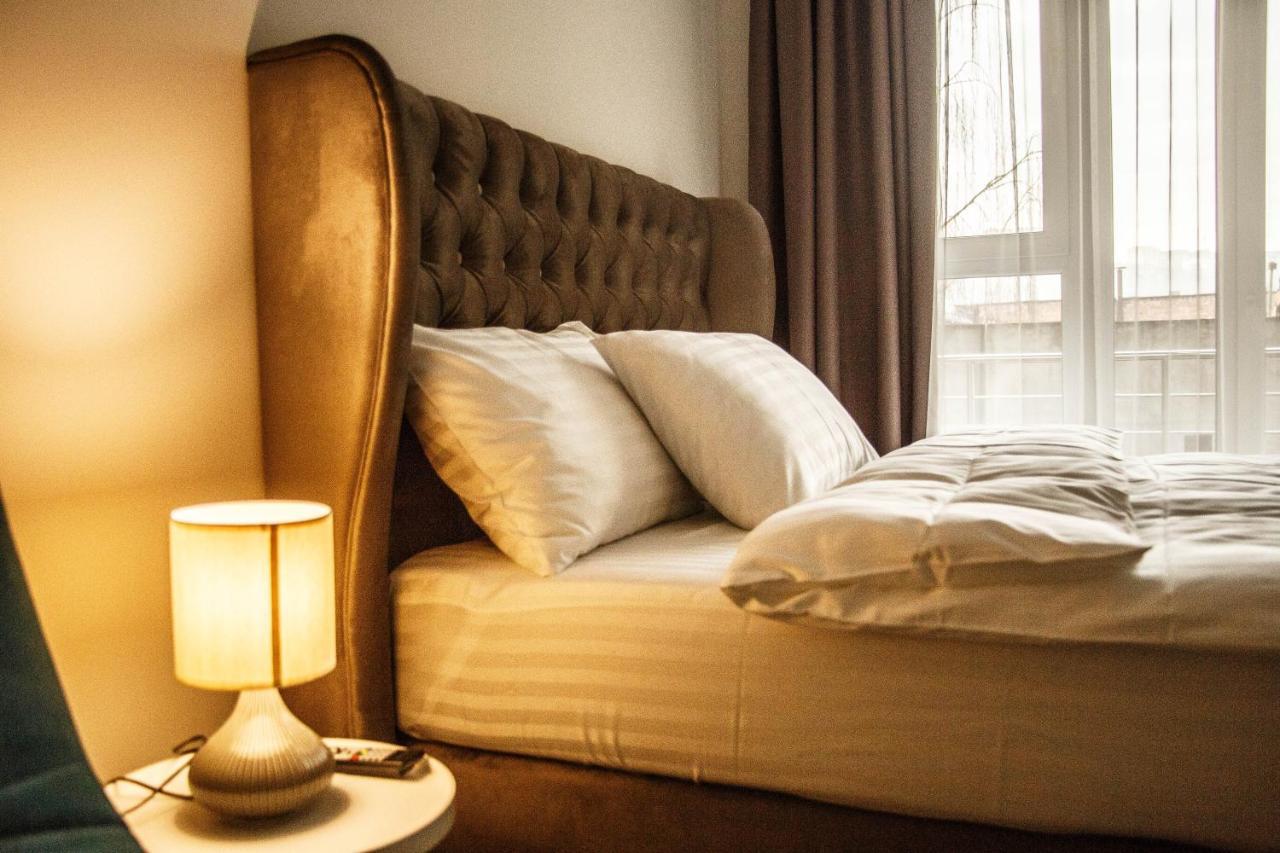 Opera Center Hotel & Apartments リヴィウ エクステリア 写真